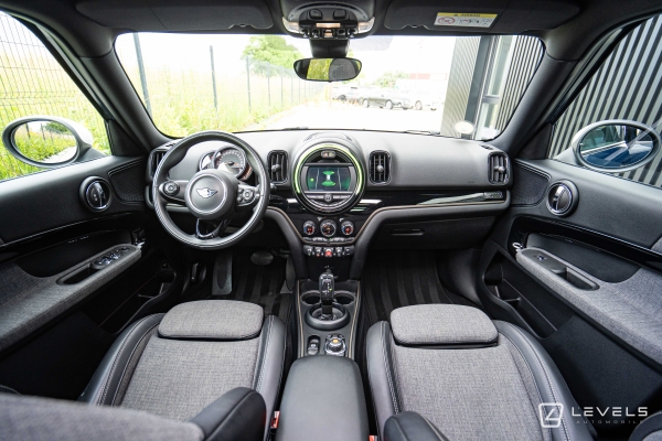 MINI COUNTRYMAN COOPER D 150 CH EDITION OAKWOOD BVA