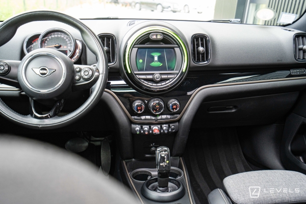 MINI COUNTRYMAN COOPER D 150 CH EDITION OAKWOOD BVA