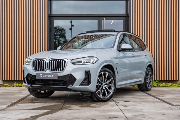 BMW X3 xDrive30e 292 ch M Sport