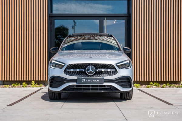 Mercedes GLA 250E AMG LINE 8G-DCT