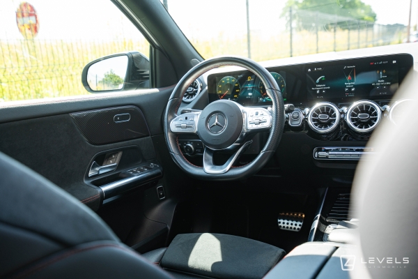 Mercedes GLA 250E AMG LINE 8G-DCT